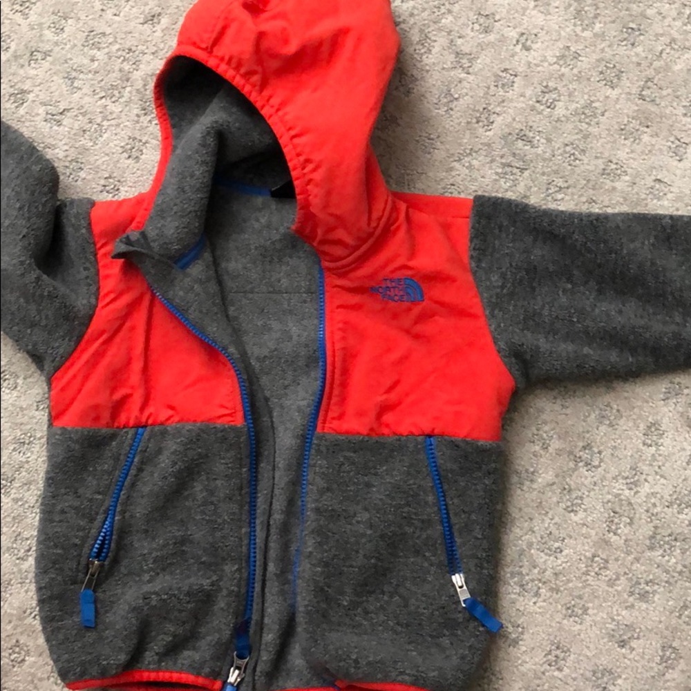 The North Face Hooded Denali jacket 4t